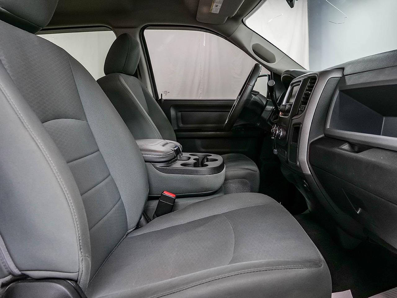 2018 RAM 1500 Express 4x4 Crew Cab 5'7" Box Photo