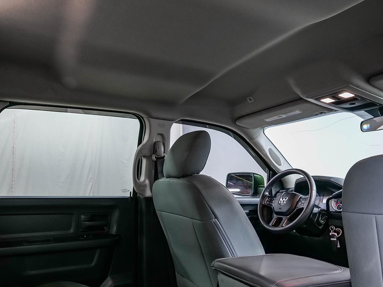 2018 RAM 1500 Express 4x4 Crew Cab 5'7" Box Photo