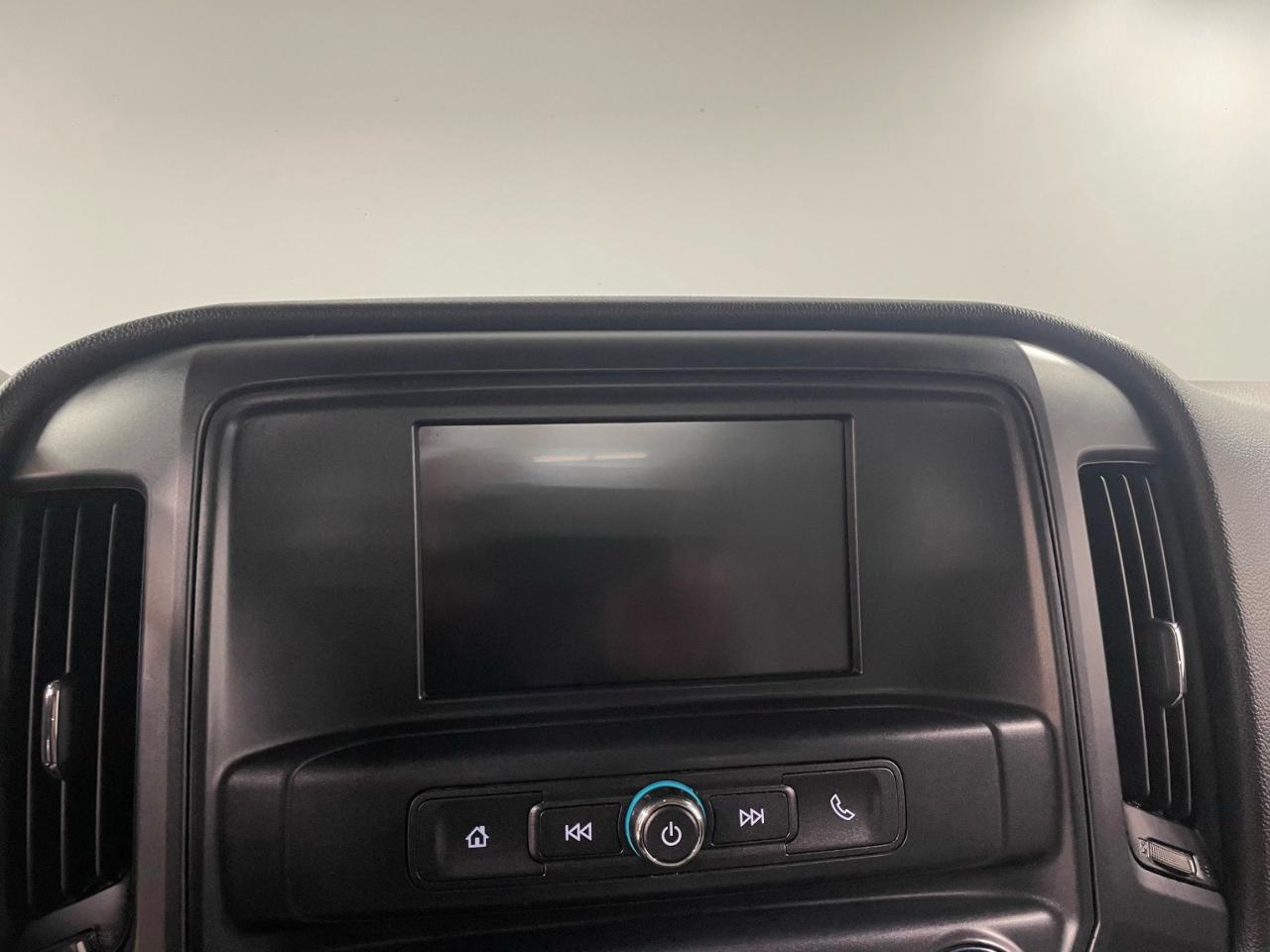 2019 Chevrolet Silverado 1500 Custom | 4X4 | CLEAN CARFAX |