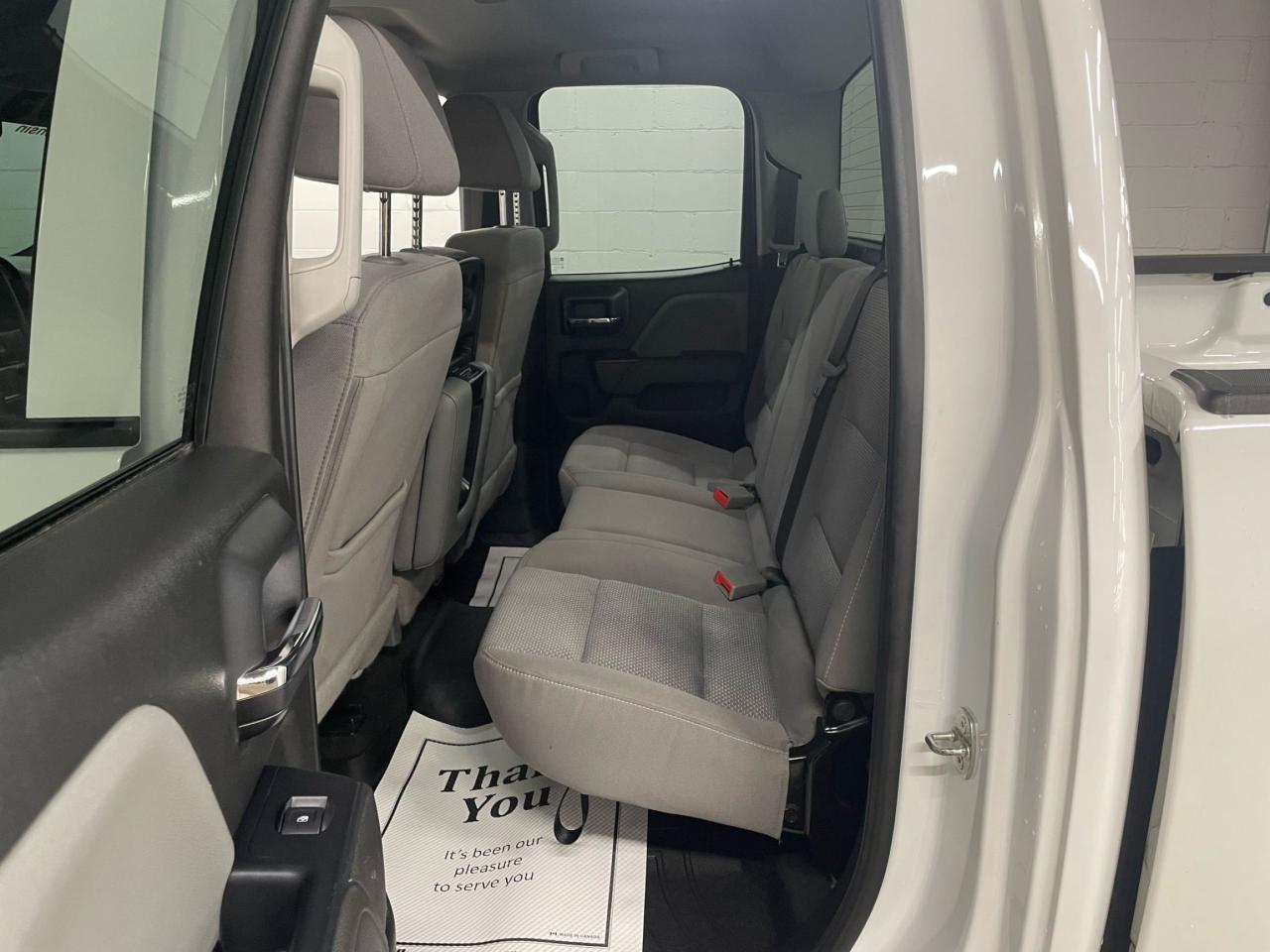 2019 Chevrolet Silverado 1500 Custom | 4X4 | CLEAN CARFAX |