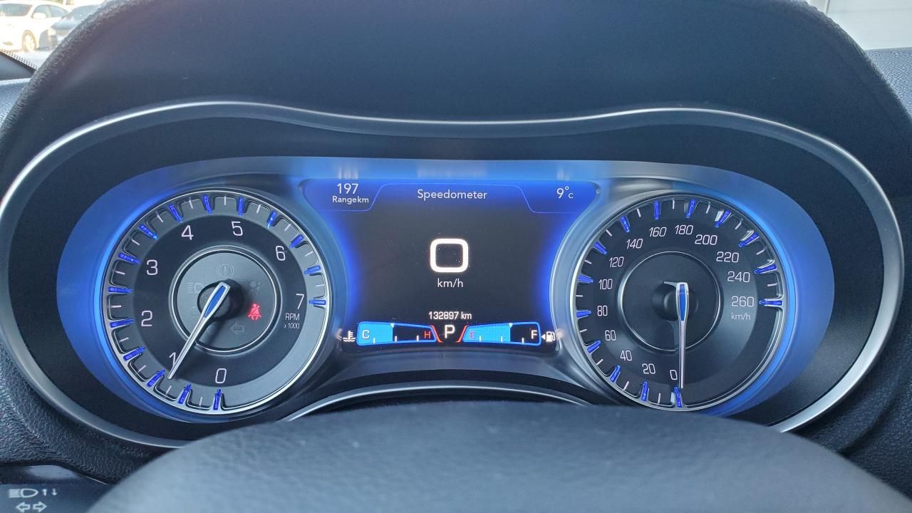 2019 Chrysler 300 300S RWD-NAVIGATION-SUNROOF-WINTER RIMS&TIRES INCL Photo