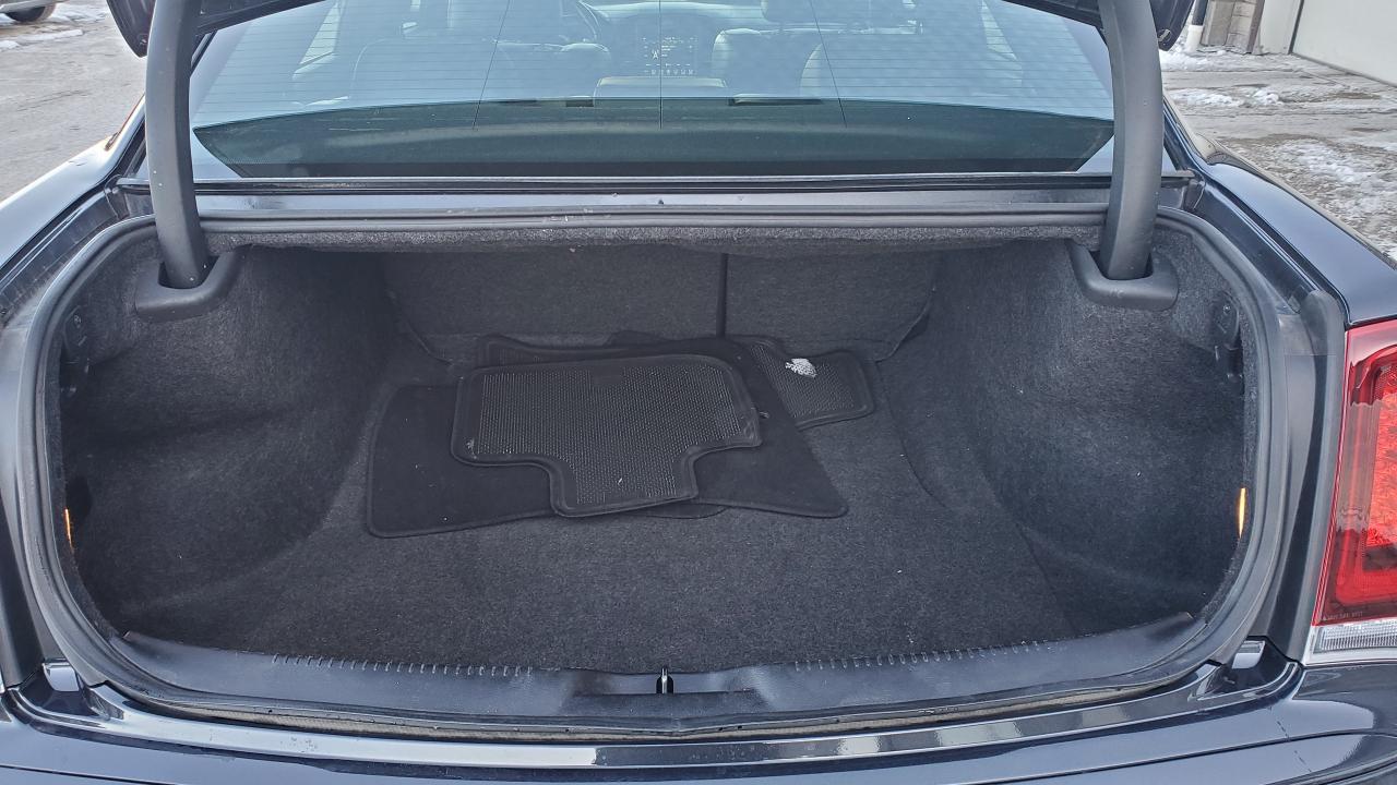 2019 Chrysler 300 300S RWD-NAVIGATION-SUNROOF-WINTER RIMS&TIRES INCL Photo