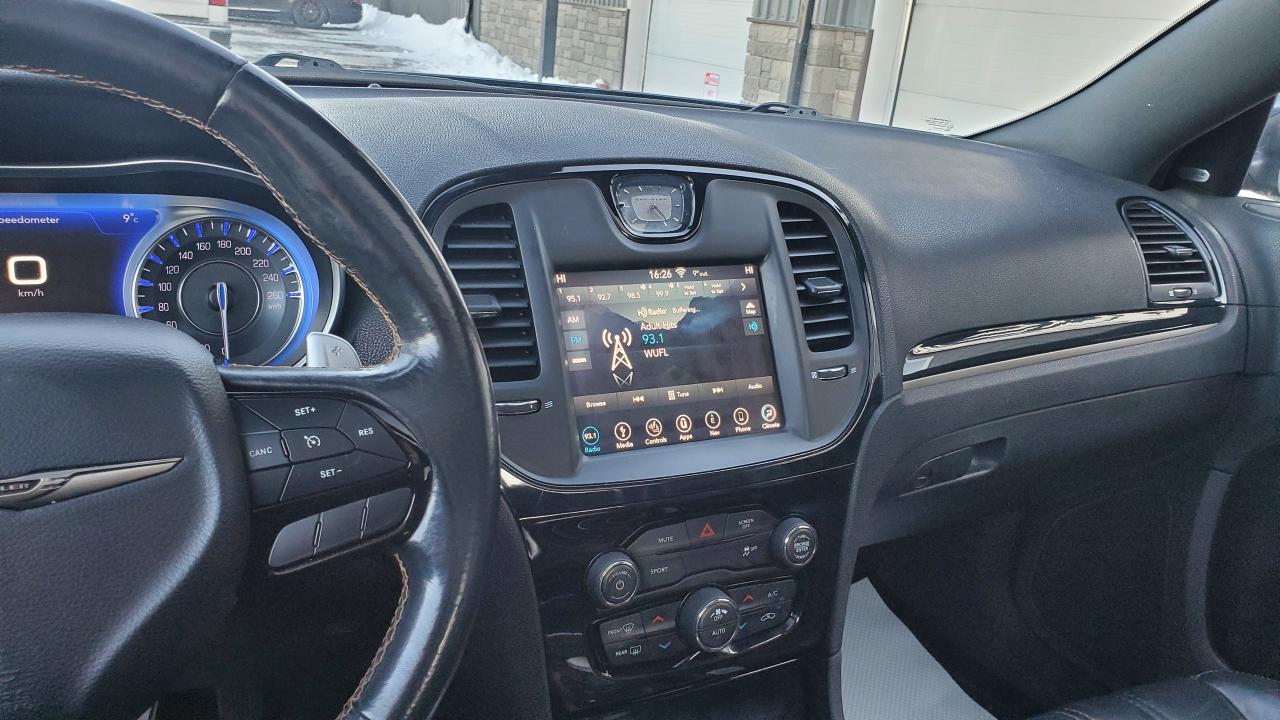 2019 Chrysler 300 300S RWD-NAVIGATION-SUNROOF-WINTER RIMS&TIRES INCL Photo