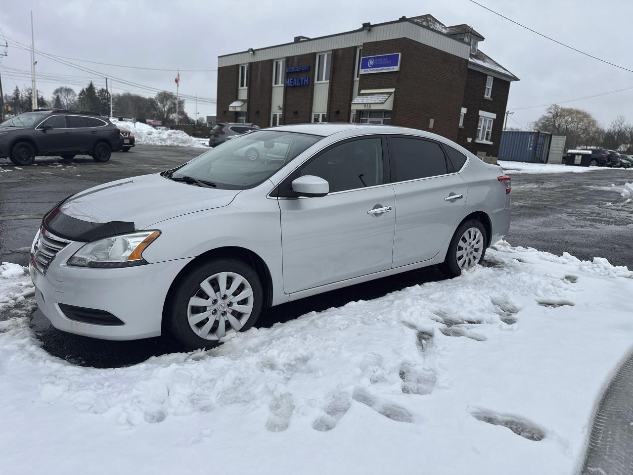 2014 Nissan Sentra SV Photo2