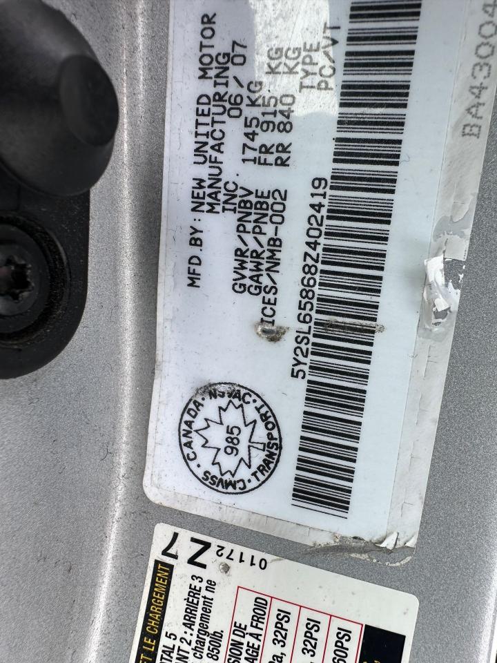 2008 Pontiac Vibe WELL MAINTAINED, UNDERCOATED, 155KMS ONLY, CERT Photo