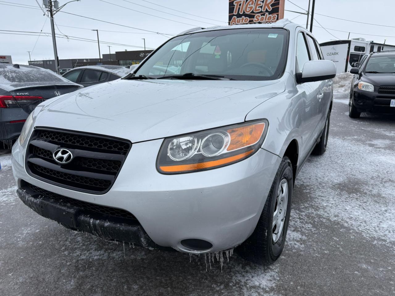 2008 Hyundai Santa Fe GL, NO ACCIDENTS, DRIVES WELL, TRADE IN, AS IS Photo