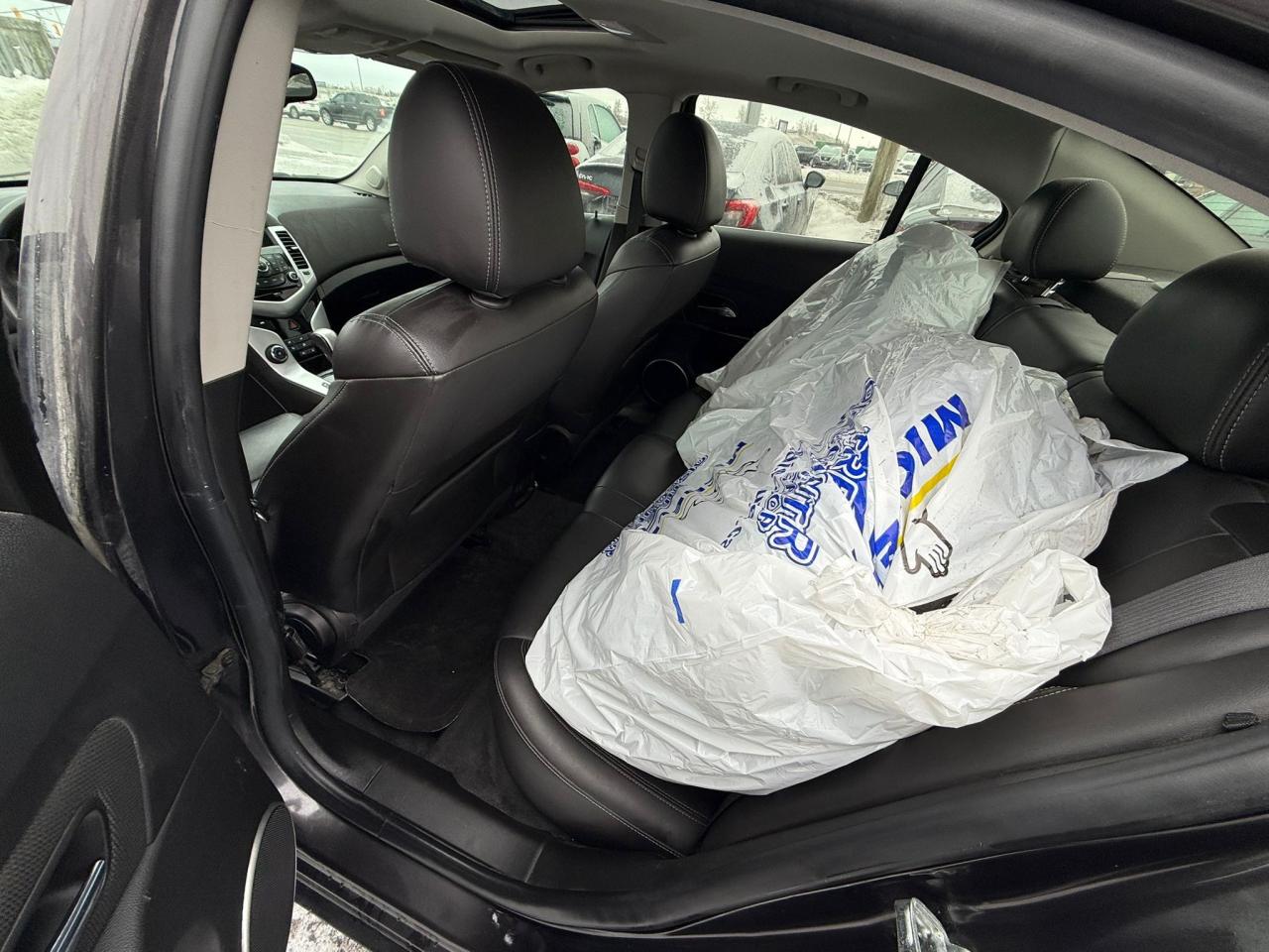 2016 Chevrolet Cruze LT, NO ACCIDENTS, 2 SETS OF TIRES, CERTIFIED Photo