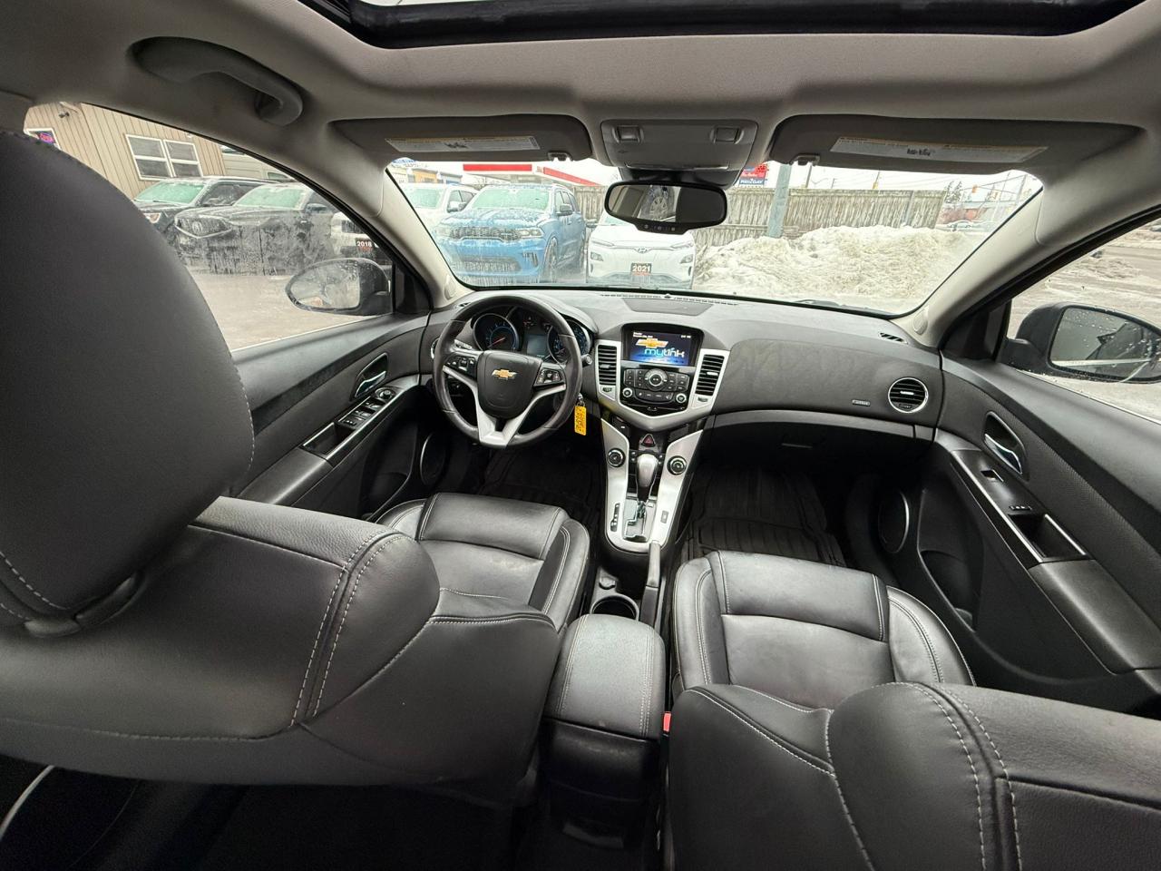 2016 Chevrolet Cruze LT, NO ACCIDENTS, 2 SETS OF TIRES, CERTIFIED Photo