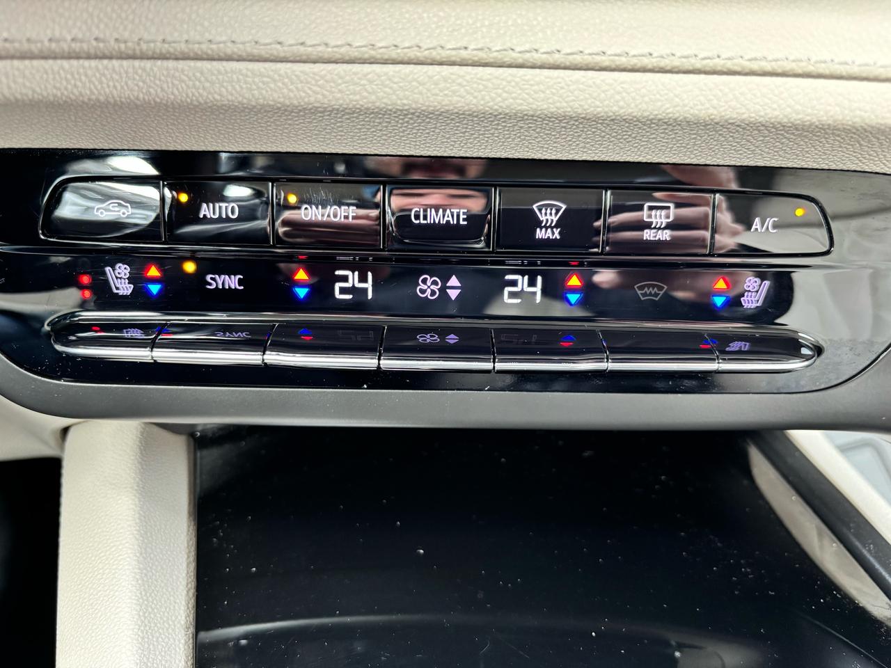 2021 Buick Envision Avenir ** AWD, LDW, BSM, ADAPT CRUISE ** Photo