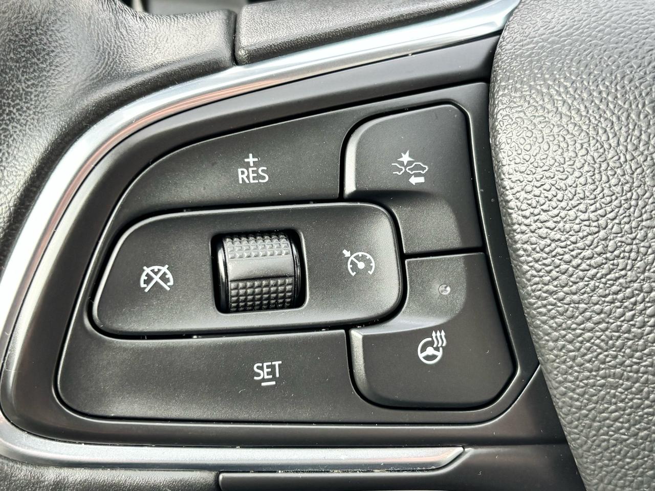 2021 Buick Envision Avenir ** AWD, LDW, BSM, ADAPT CRUISE ** Photo