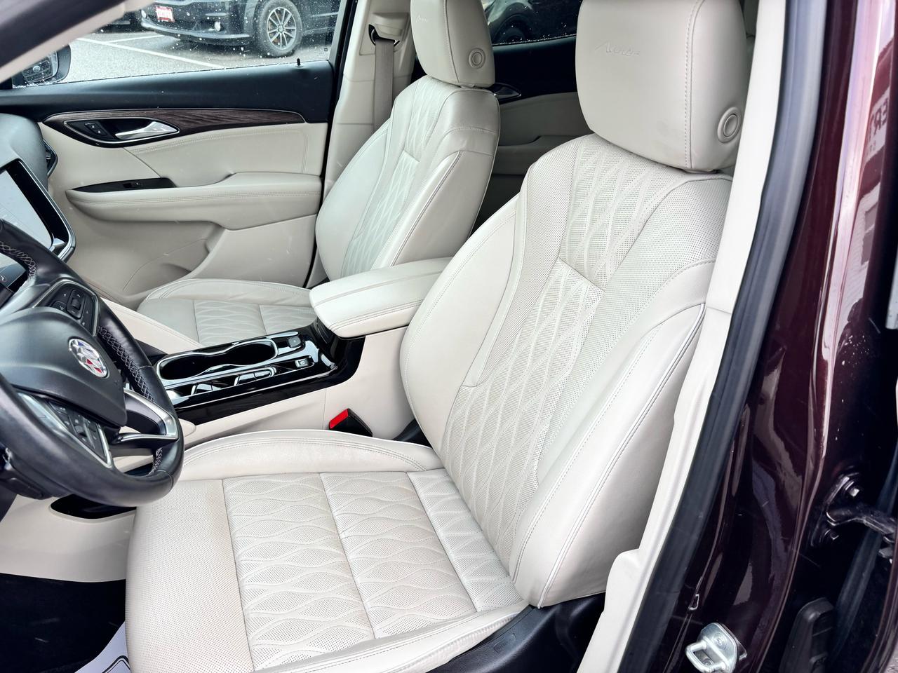 2021 Buick Envision Avenir ** AWD, LDW, BSM, ADAPT CRUISE ** Photo