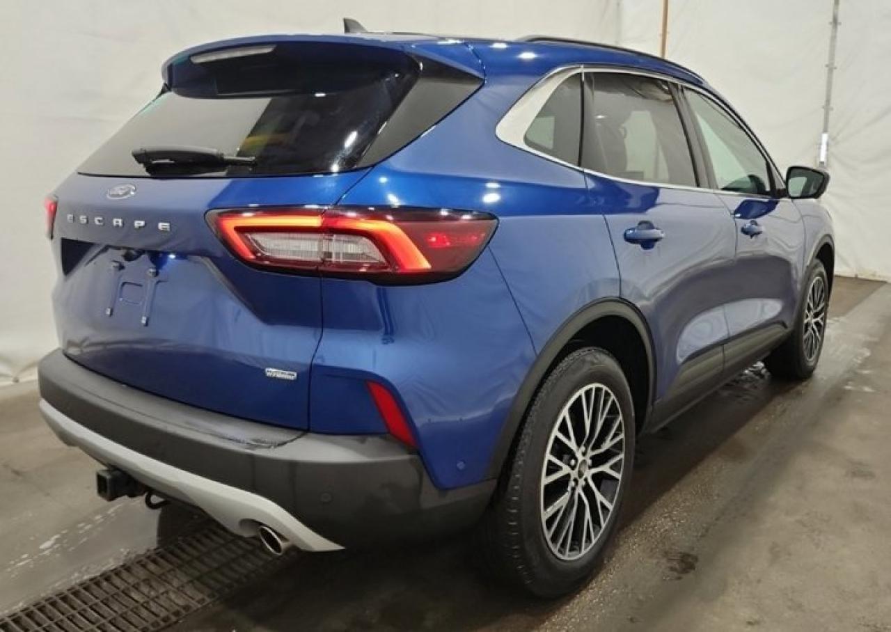 2023 Ford Escape PHEV | Leather | Sunroof | Nav | Tow Pkg | HUD | 360 Camera | Adaptive Cruise | Heated Wheel & More! Photo