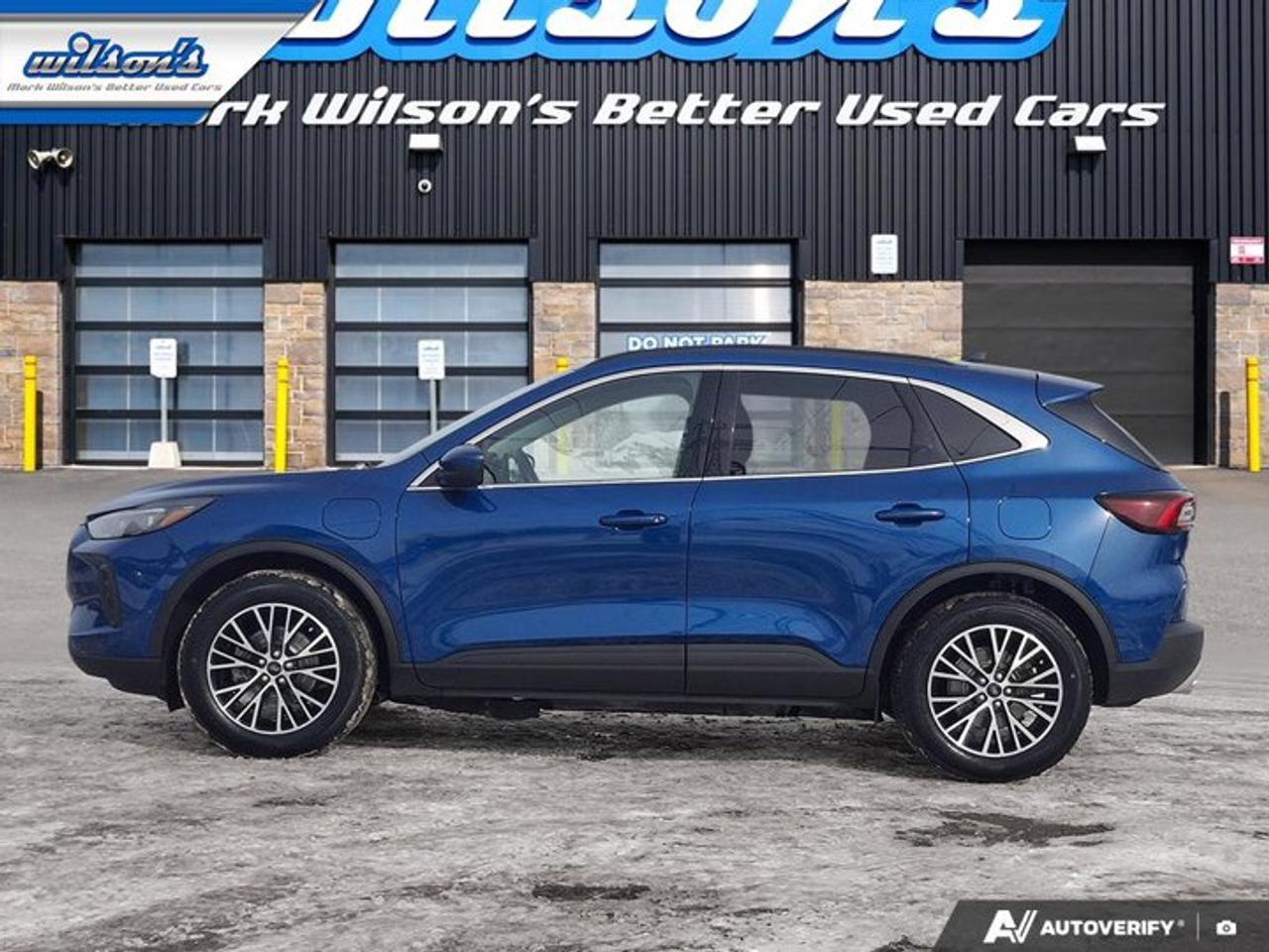2023 Ford Escape PHEV | Leather | Sunroof | Nav | Tow Pkg | HUD | 360 Camera | Adaptive Cruise | Heated Wheel & More! Photo