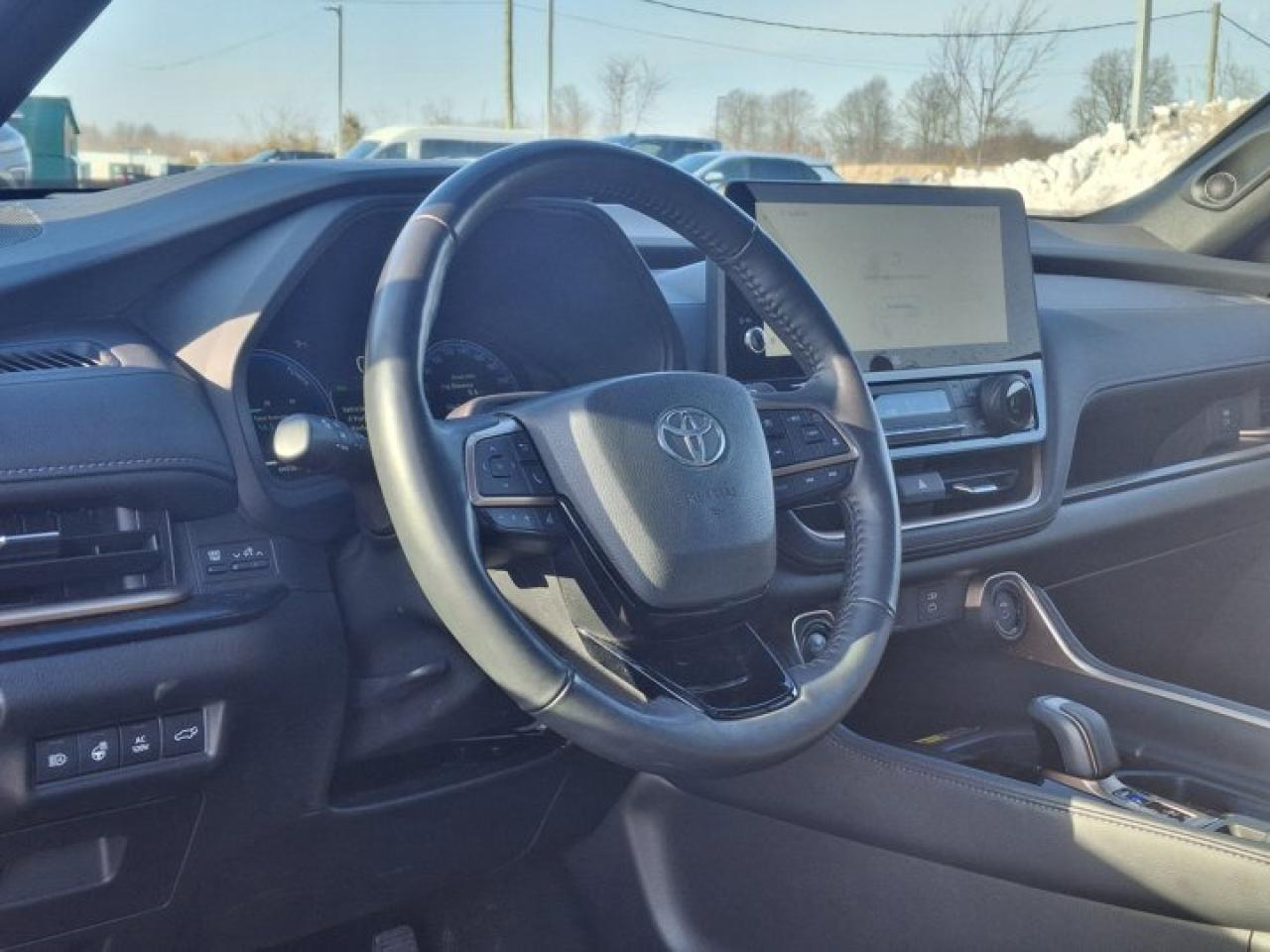 2024 Toyota Grand Highlander Hybrid Platinum MAX | Heads Up Display | Pano Sunroof | Heated + Vented Seats | Captain Seats | Photo