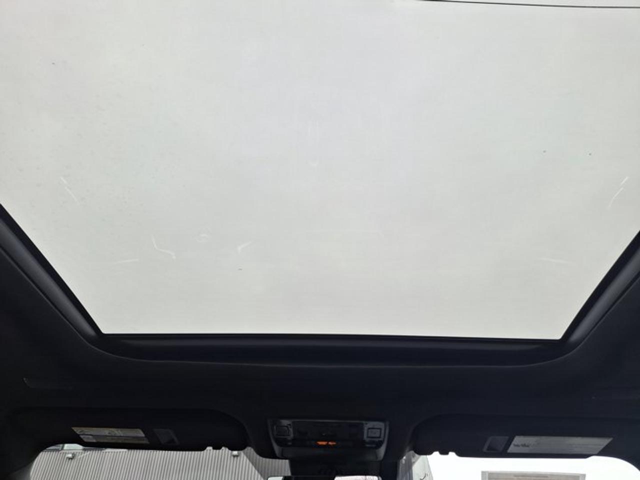 2024 Toyota Grand Highlander Hybrid Platinum MAX | Leather | Pano Sunroof | HUD | Heated + Vented Seats | Captain Seats | Photo