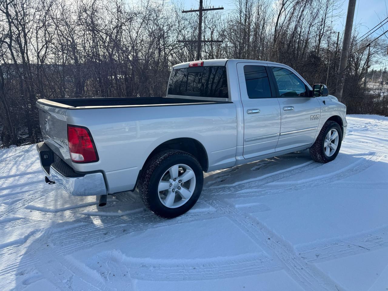 2017 RAM 1500 SLT Quad Cab 4WD V6 Photo