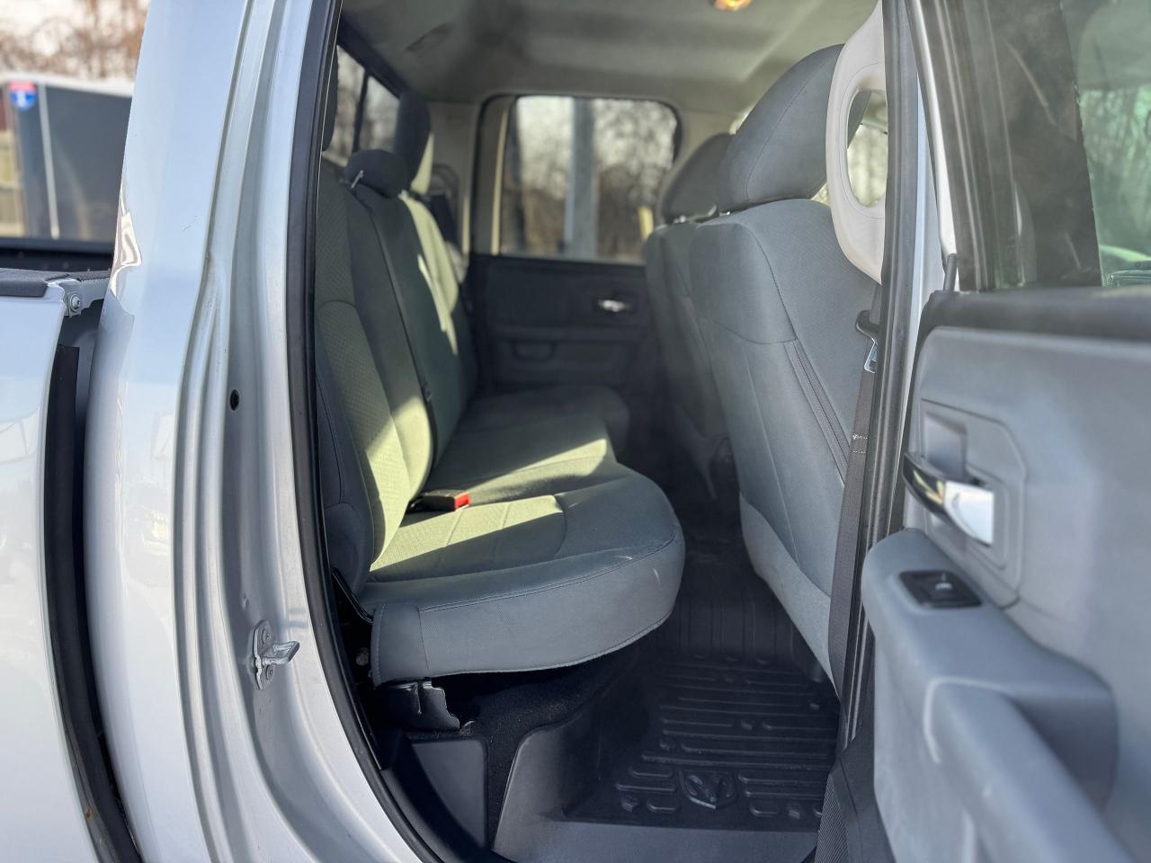 2017 RAM 1500 SLT Quad Cab 4WD V6 Photo