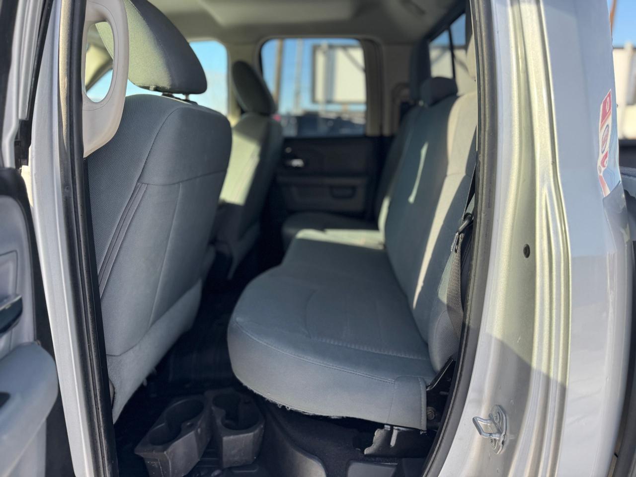 2017 RAM 1500 SLT Quad Cab 4WD V6 Photo