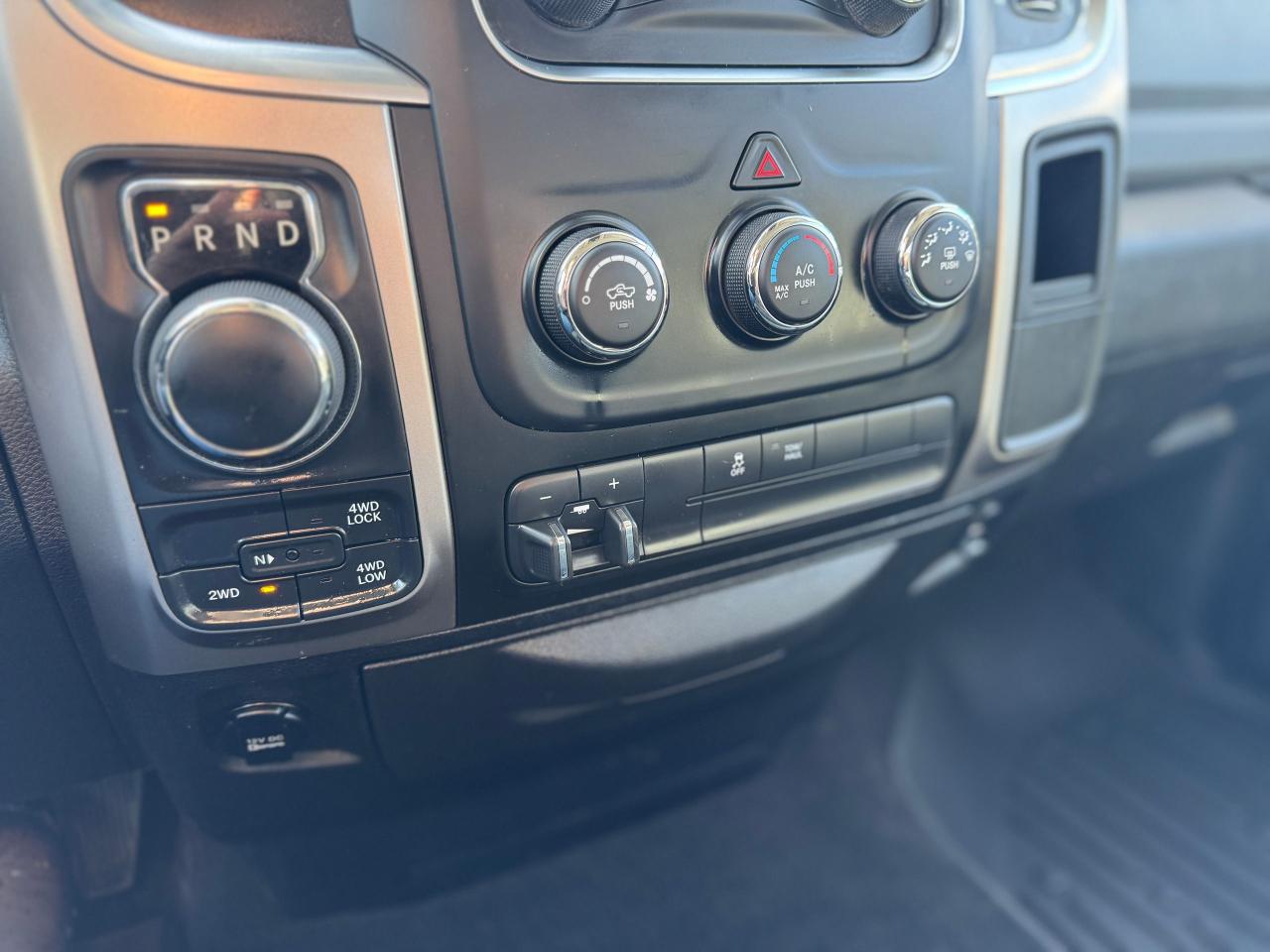 2017 RAM 1500 SLT Quad Cab 4WD V6 Photo