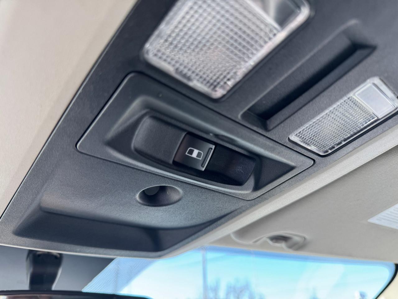 2017 RAM 1500 SLT Quad Cab 4WD V6 Photo