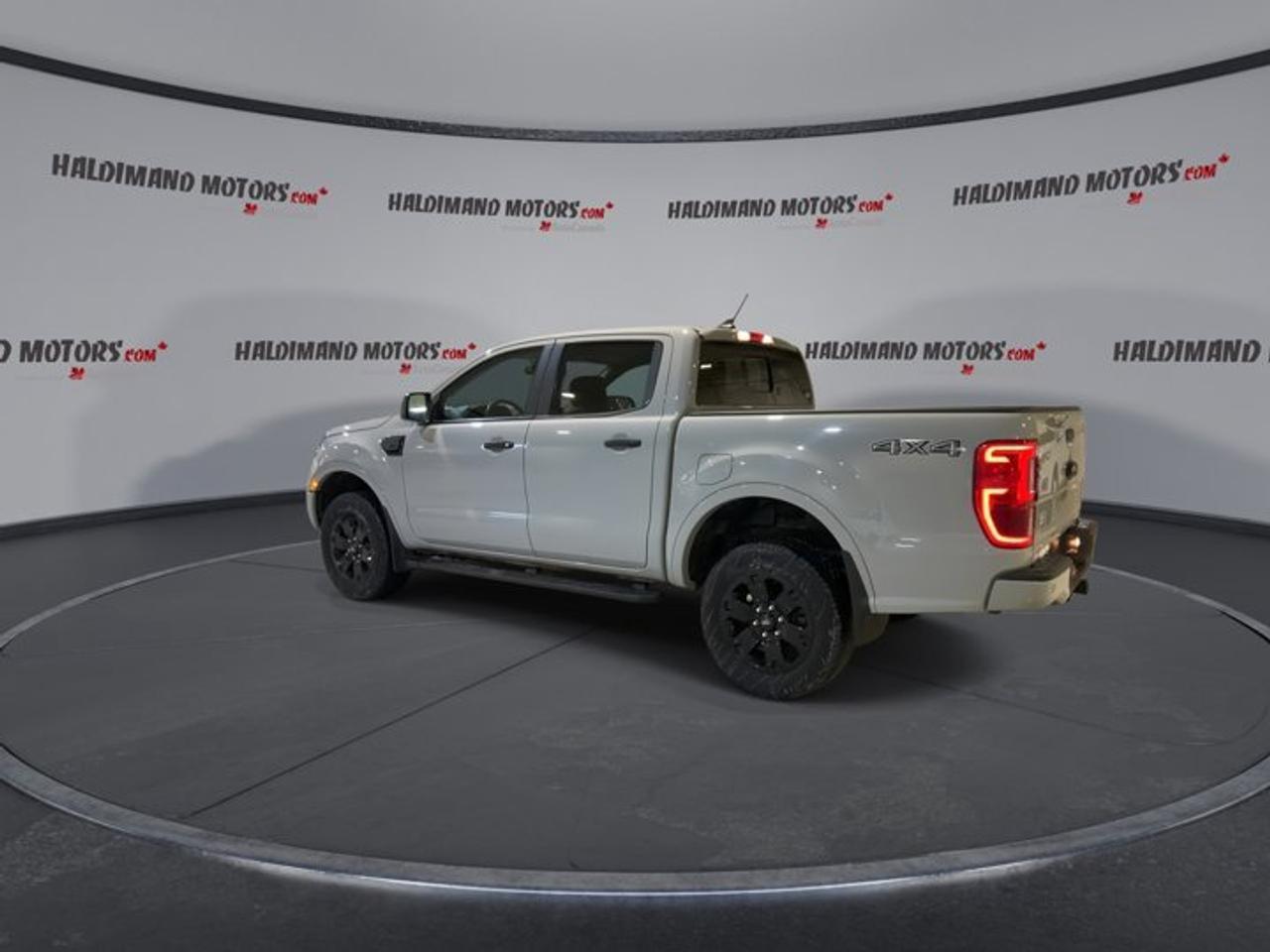 2023 Ford Ranger XLT 4WD, Black Appearance Package, Trailer Tow Package, SuperCrew 5' Box Photo