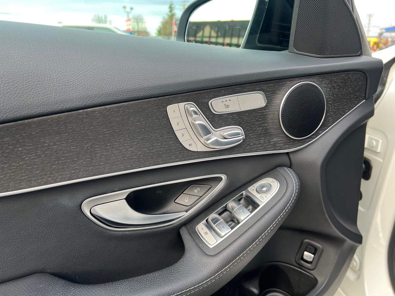 2020 Mercedes-Benz C-Class C 300 Photo32