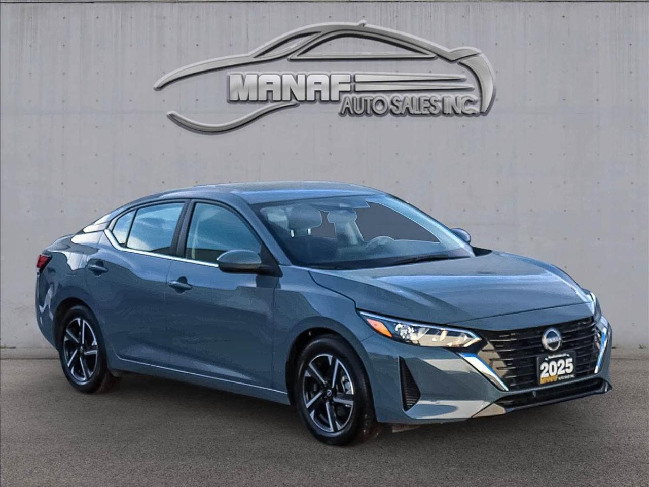 2025 Nissan Sentra SV Sunroof BlindSpot Apple Carplay & Android Auto Photo