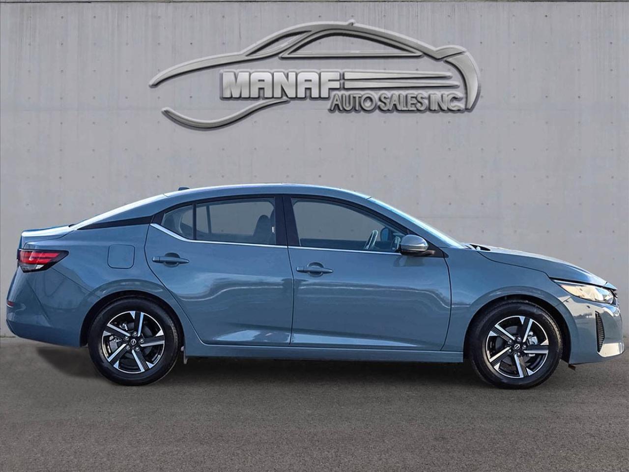 2025 Nissan Sentra SV Sunroof BlindSpot Apple Carplay & Android Auto Photo3