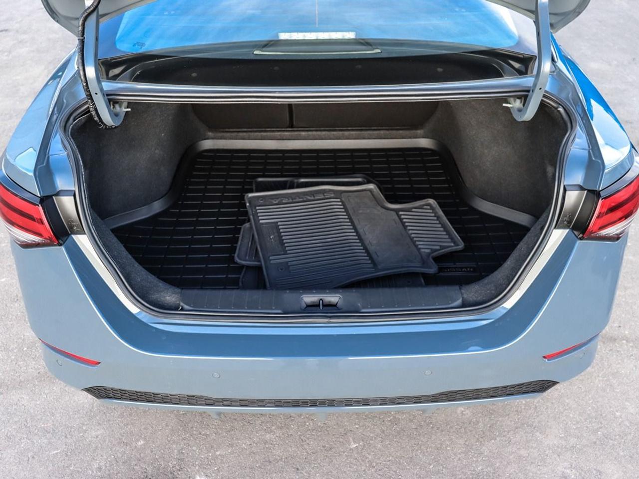 2025 Nissan Sentra SV Sunroof BlindSpot Apple Carplay & Android Auto Photo