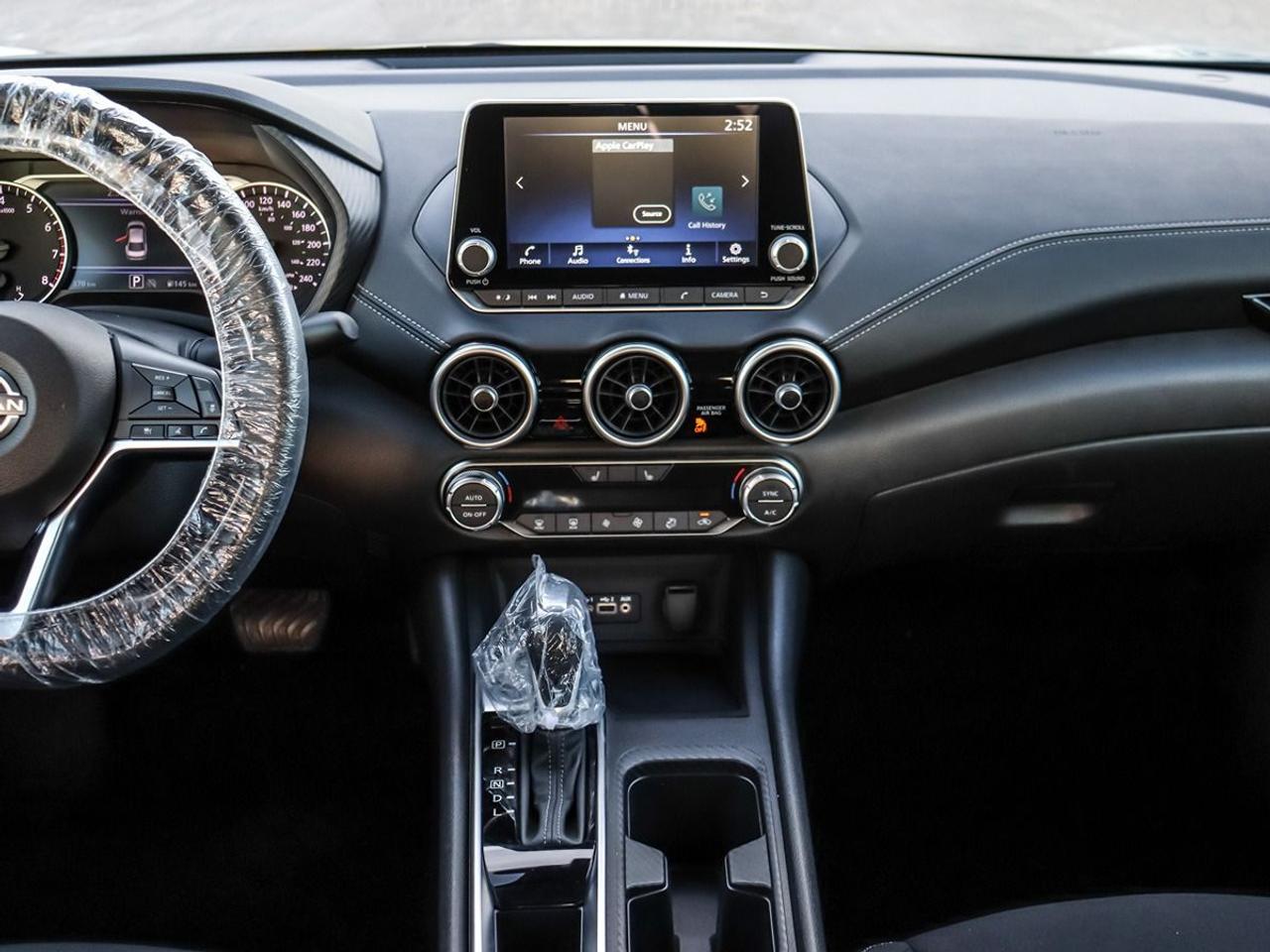 2025 Nissan Sentra SV Sunroof BlindSpot Apple Carplay & Android Auto Photo