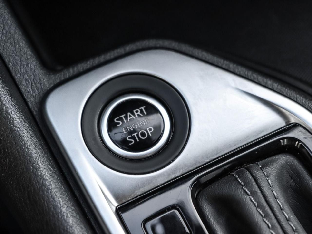 2025 Nissan Sentra SV Sunroof BlindSpot Apple Carplay & Android Auto Photo