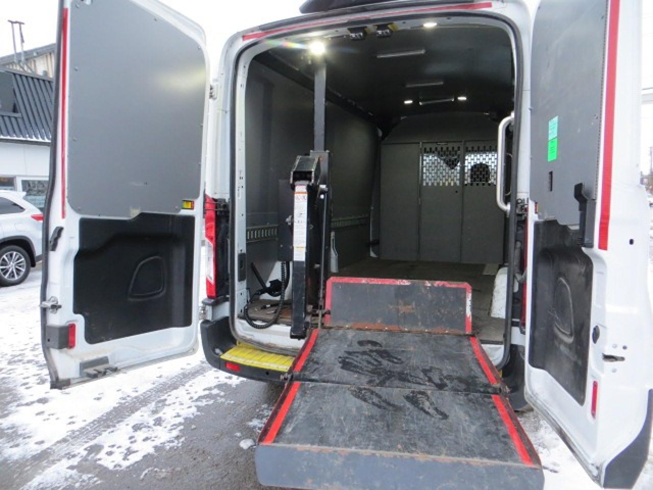 2020 Ford Transit Cargo Van CERTIFIED, T-350 148" Med Rf, PWR LIFT GATE Photo