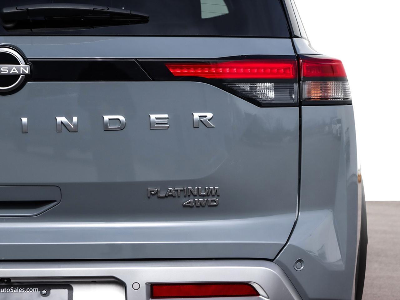 2024 Nissan Pathfinder Platinum 4WD Photo