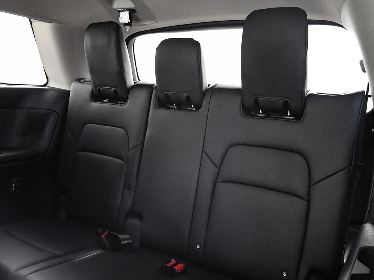 2024 Nissan Pathfinder Platinum 4WD Photo