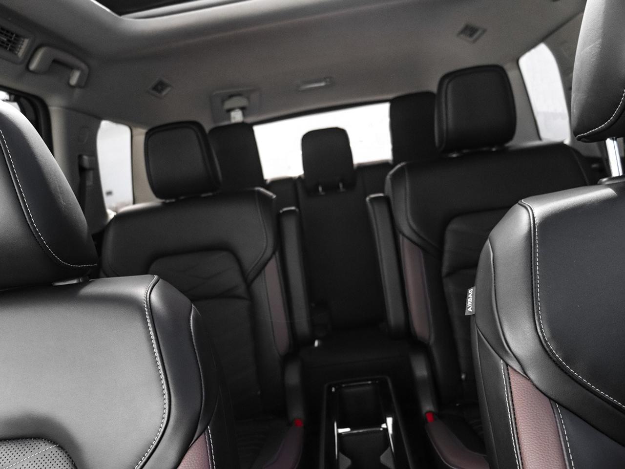 2024 Nissan Pathfinder Platinum 4WD Photo
