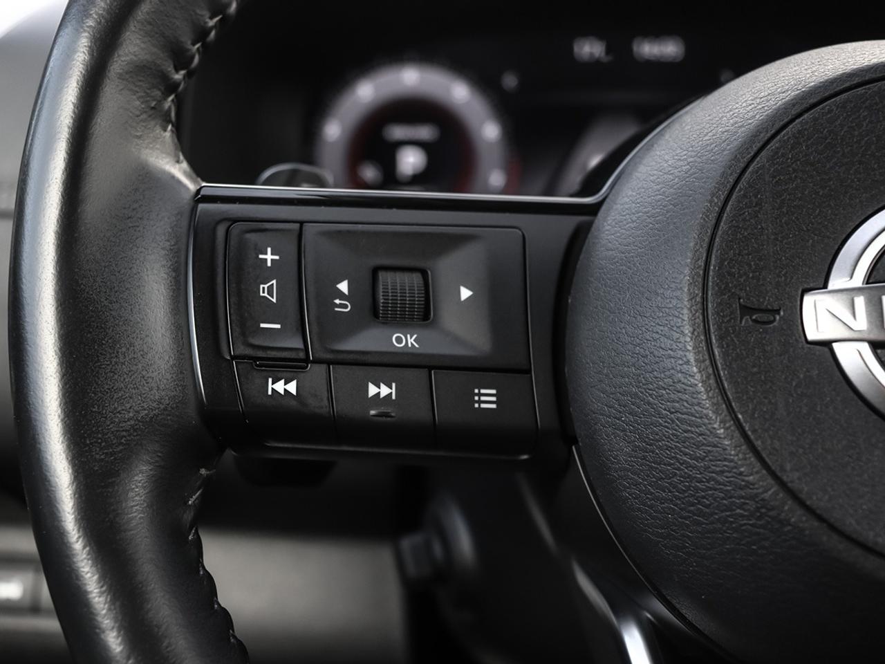 2024 Nissan Pathfinder Platinum 4WD Photo