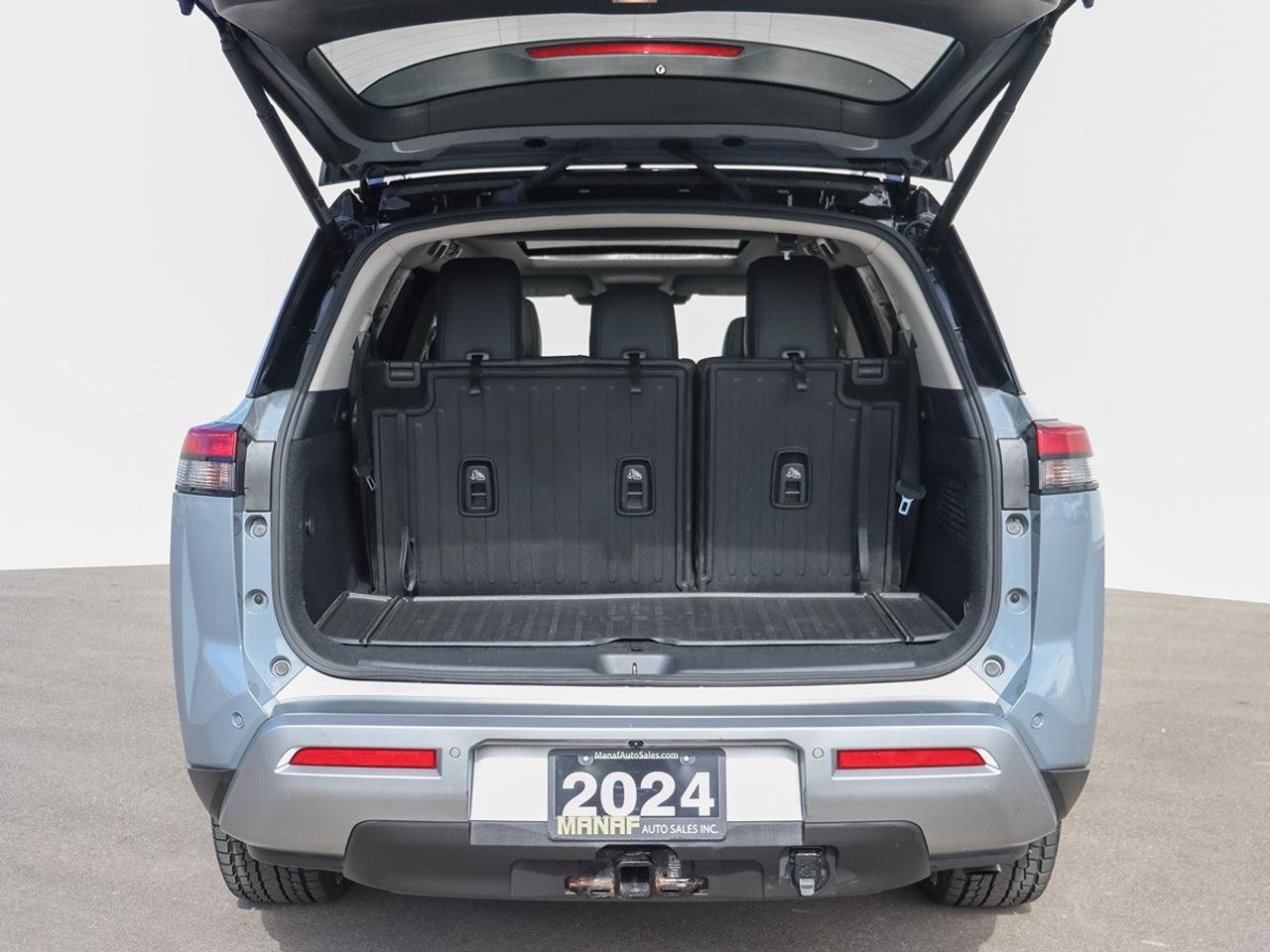 2024 Nissan Pathfinder Platinum 4WD Photo