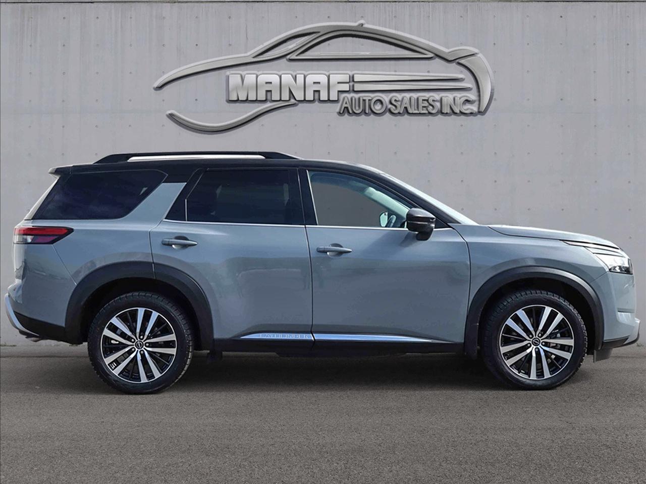 2024 Nissan Pathfinder Platinum 4WD Photo3