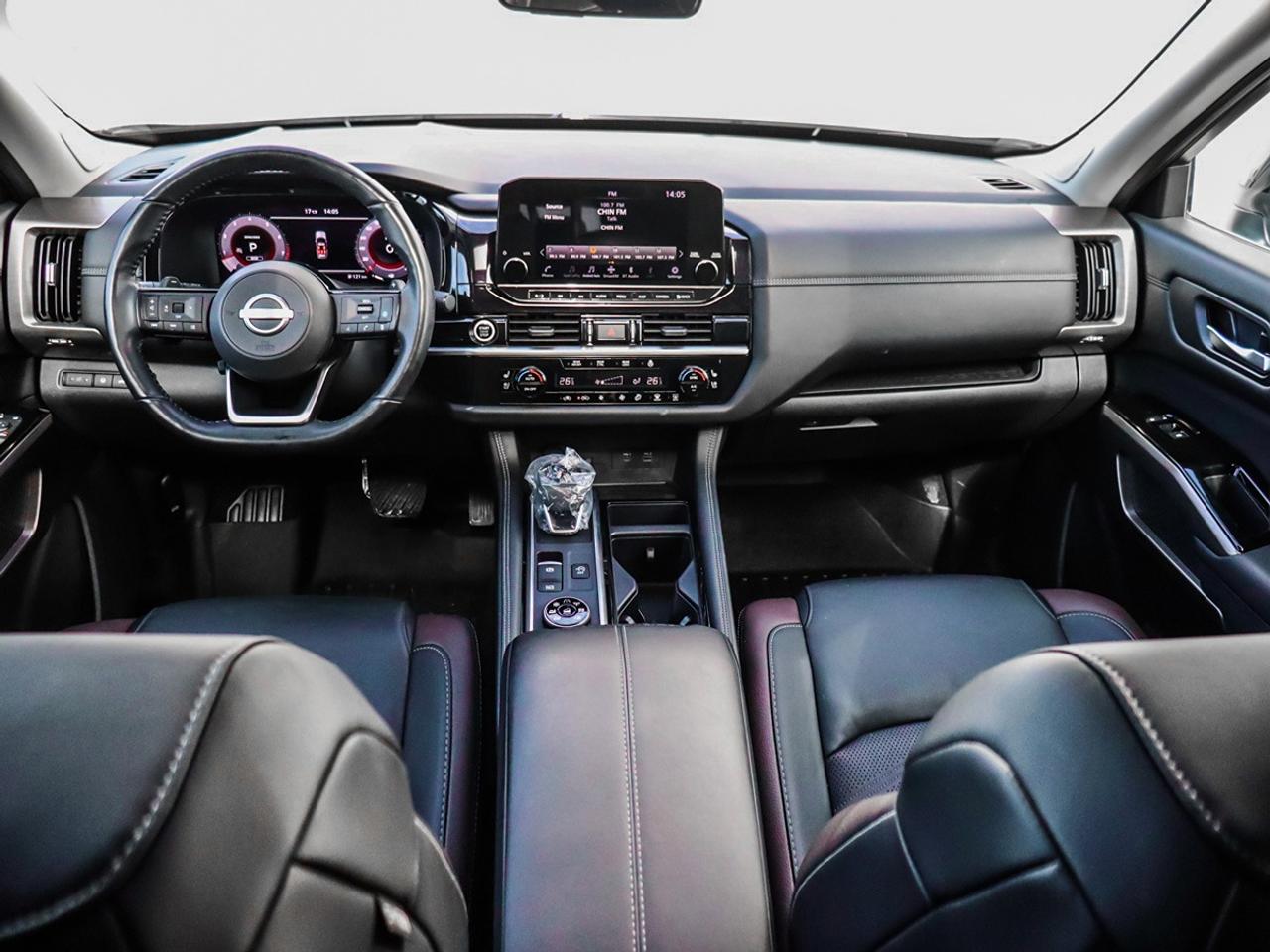 2024 Nissan Pathfinder Platinum 4WD Photo