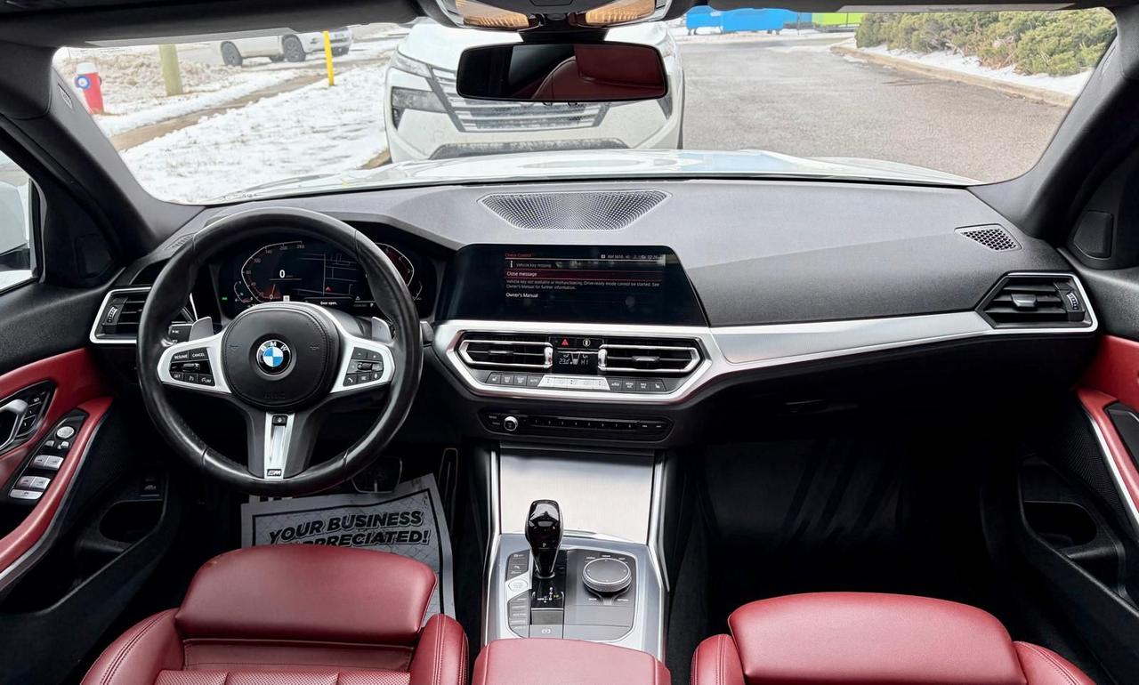 2022 BMW 3 Series 330i xDrive Photo