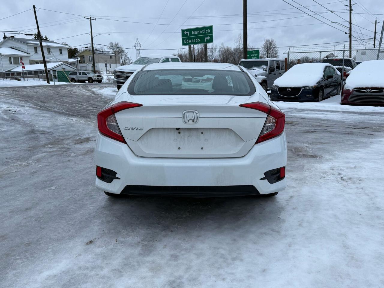 2017 Honda Civic EX Photo3