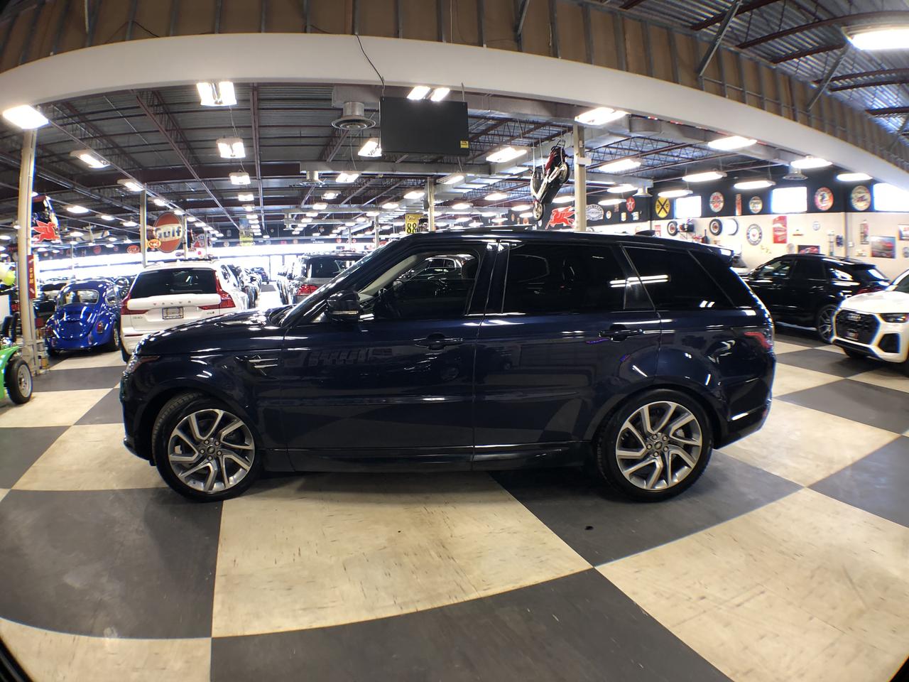 2019 Land Rover Range Rover Sport HSE 4WD LEATHER PAN/ROOF NAV B/SPOT L/ASSIST CAMER Photo3