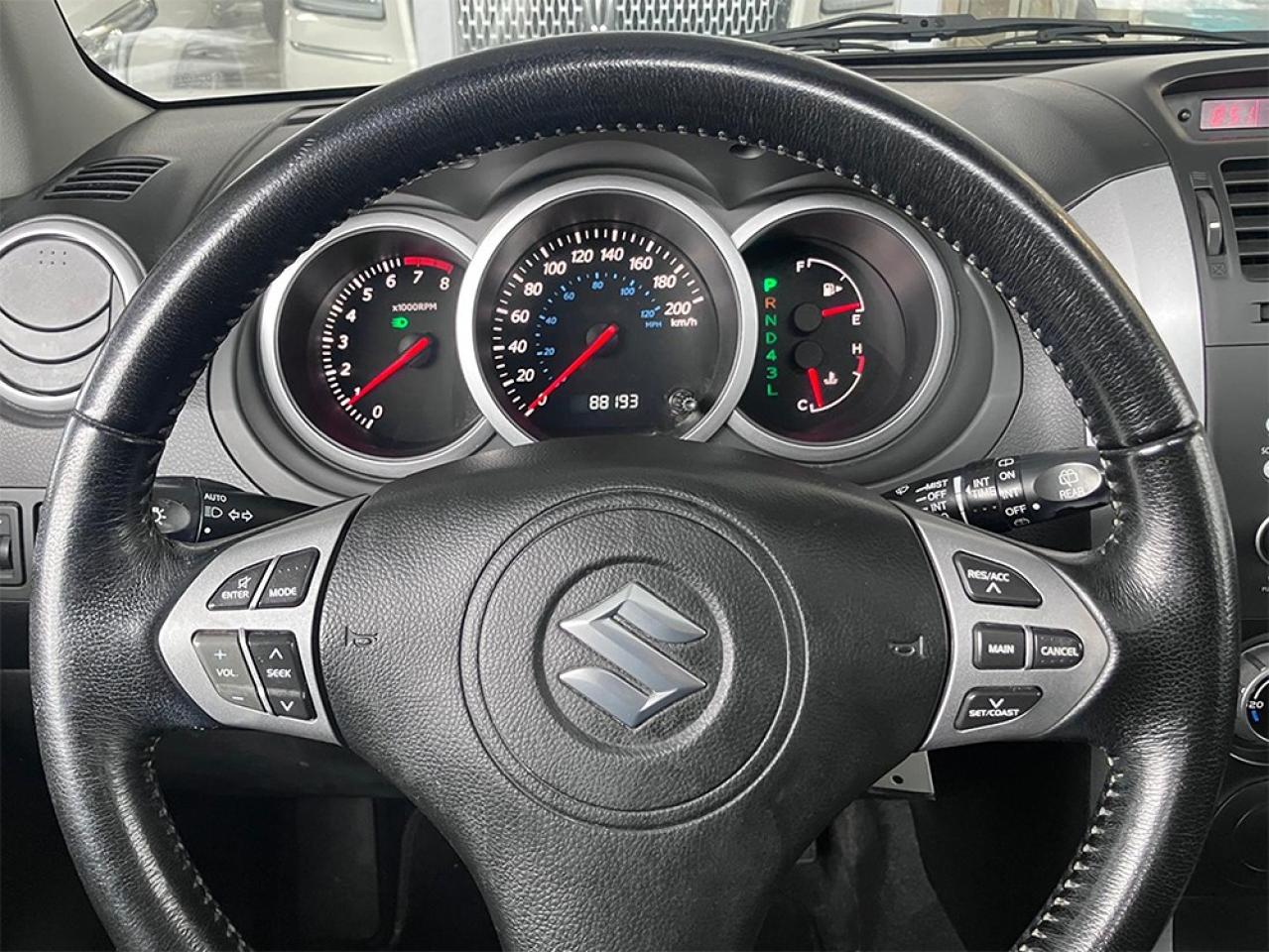 2006 Suzuki Grand Vitara SUNROOF|ALLOY WHEELS|4WD|AUTOMATIC Photo