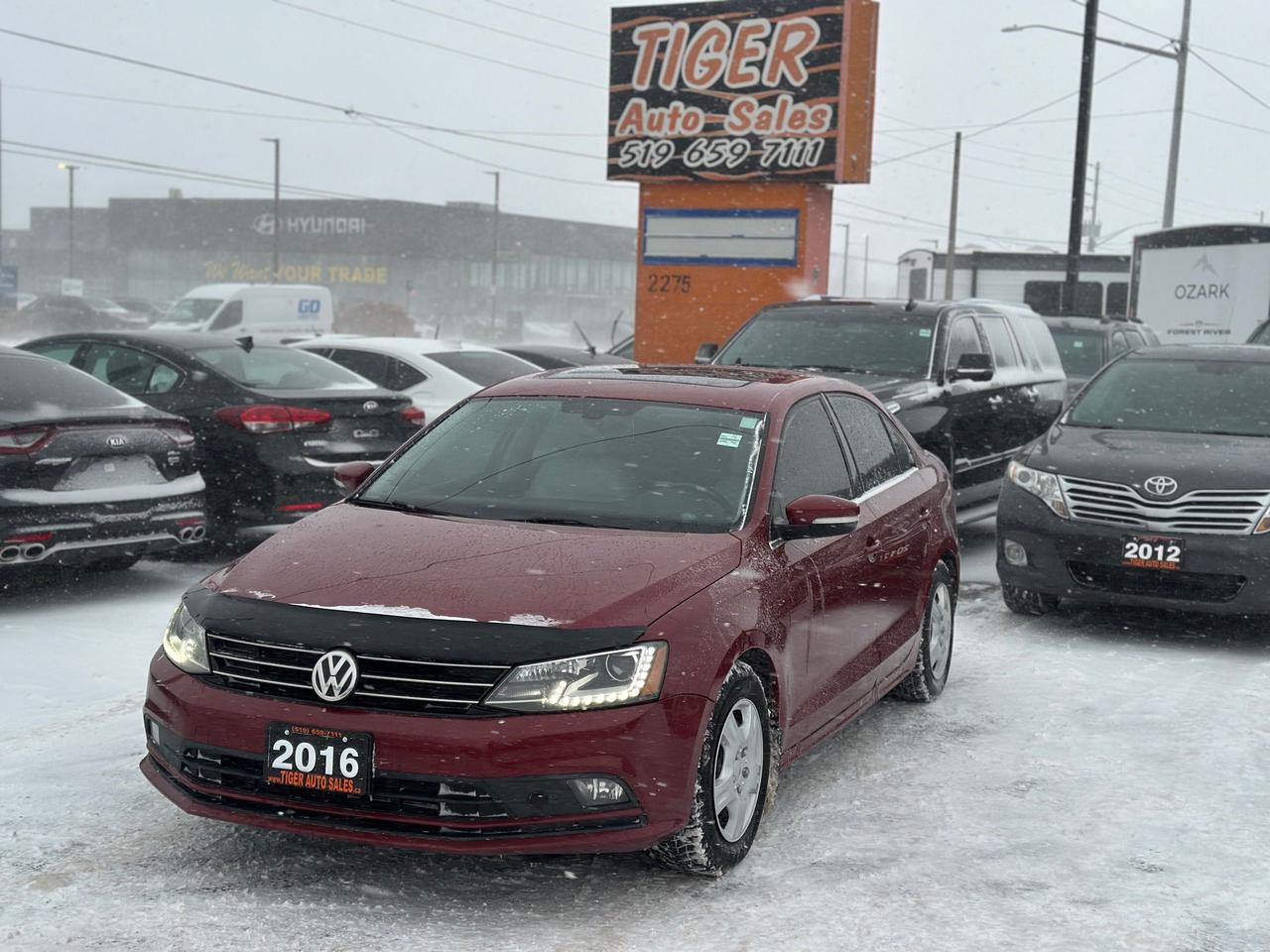 2016 Volkswagen Jetta HIGHLINE, LEATHER, AUTO, ALLOYS, 4 CYL, CERTIFIED