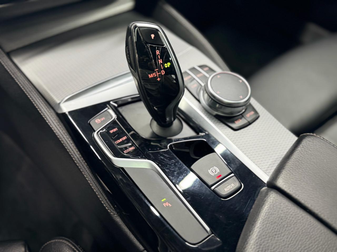 2017 BMW 530i M SPORT|NAV|BACKUP|HUD|SUNROOF|AMBIENT LIGHT| Photo