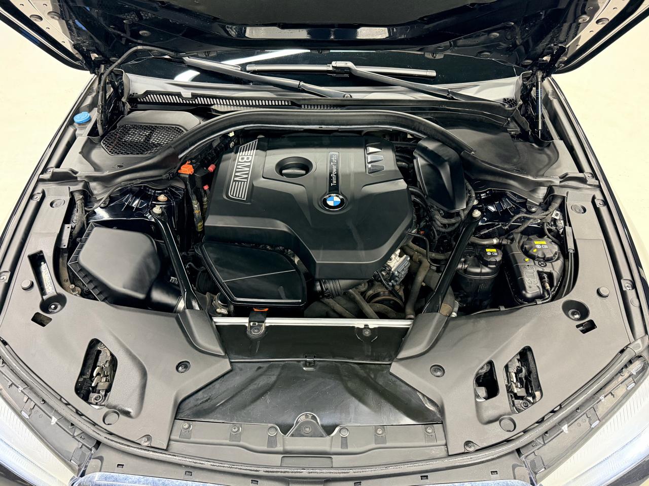 2017 BMW 530i M SPORT|NAV|BACKUP|HUD|SUNROOF|AMBIENT LIGHT| Photo