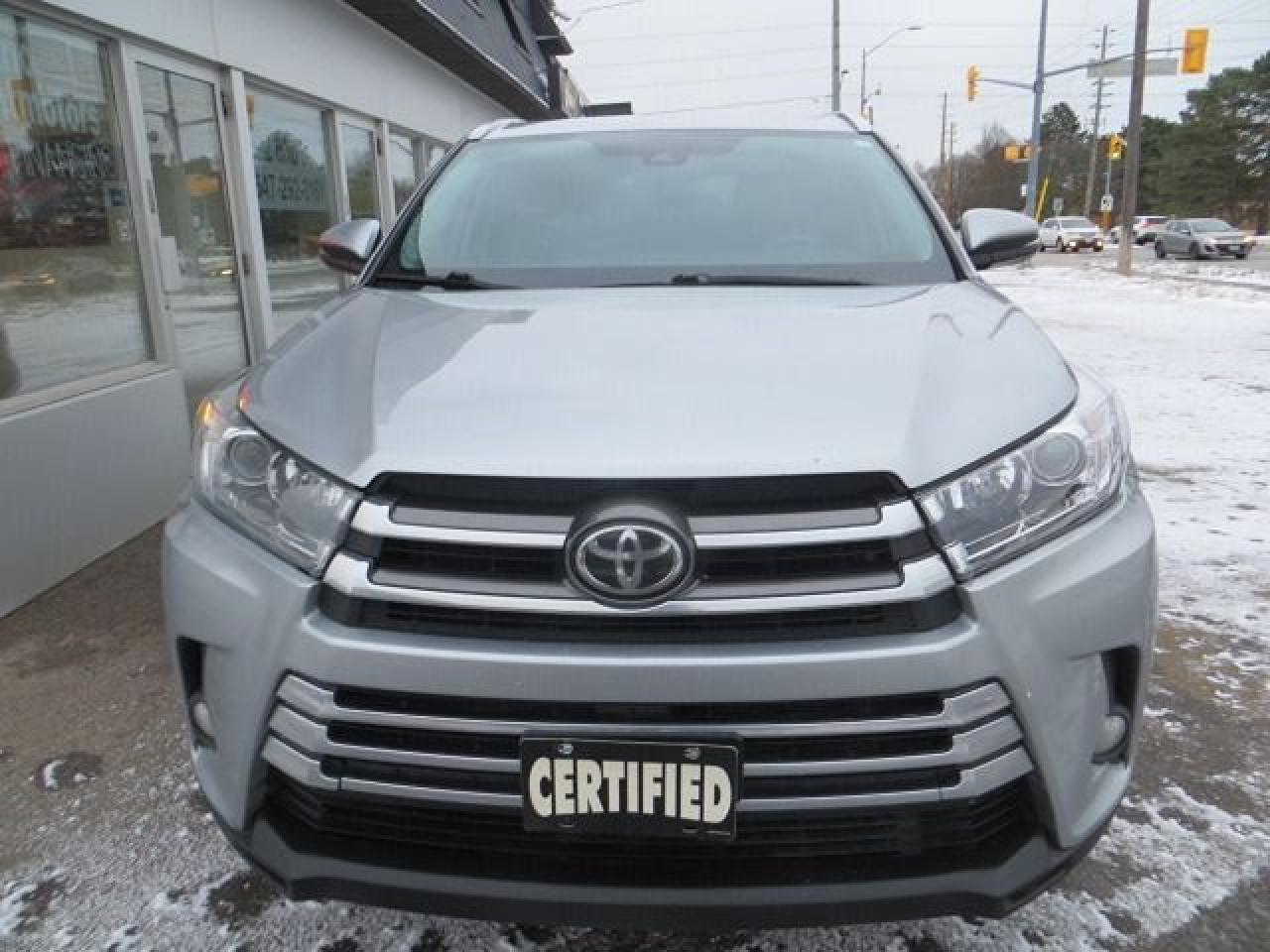 2019 Toyota Highlander CERTIFIED, XLE, 4X4, LEATHER, SUNROOF, 8 SEATER Photo2