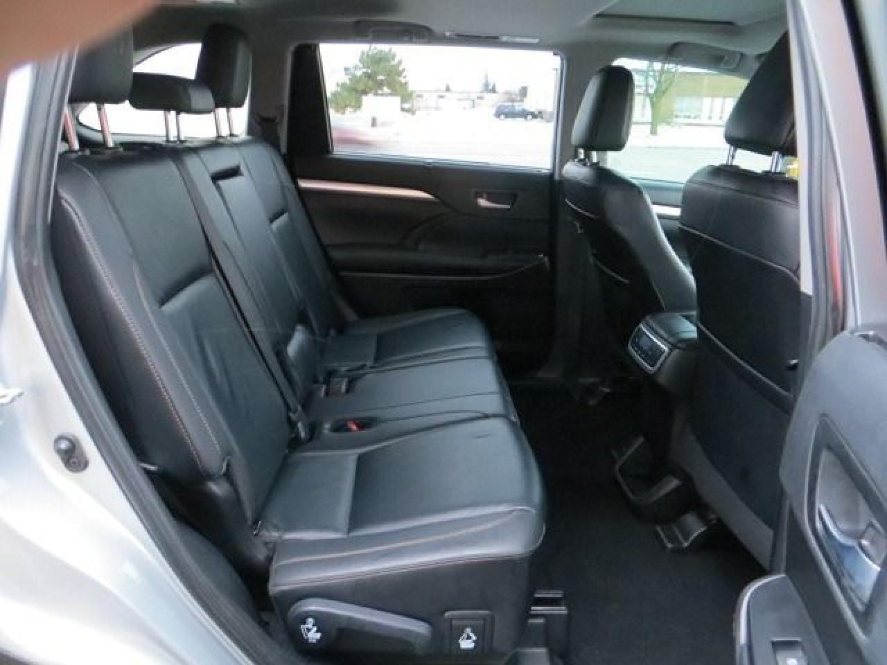2019 Toyota Highlander CERTIFIED, XLE, 4X4, LEATHER, SUNROOF, 8 SEATER Photo