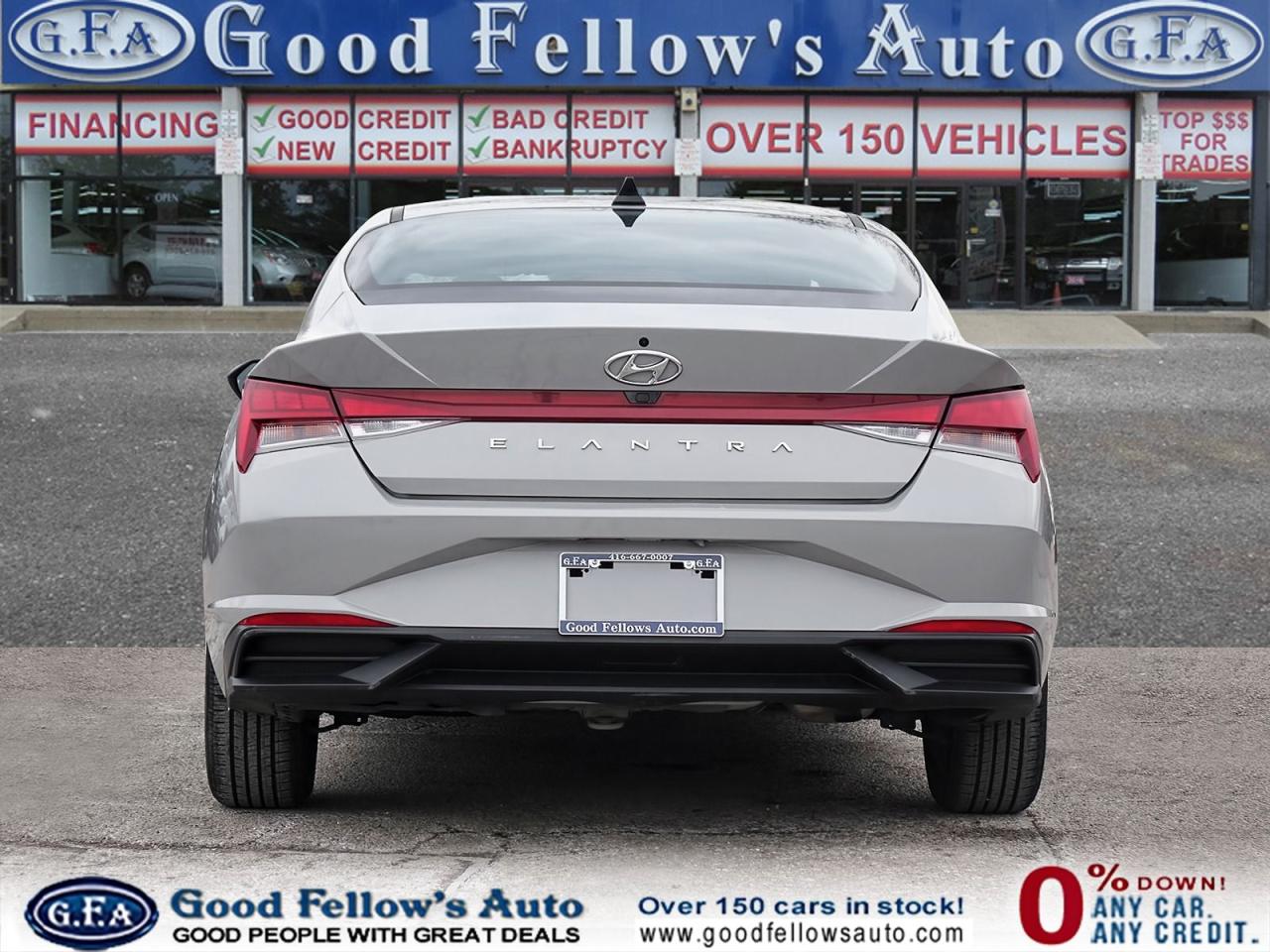 2022 Hyundai Elantra PREFERRED MODEL, SUN & TECH PACKAGE, SUNROOF, REAR Photo4