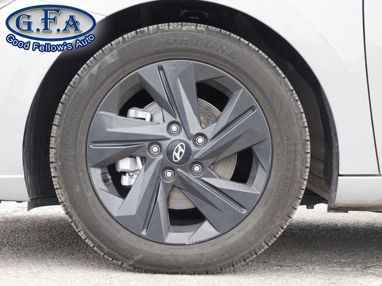 2022 Hyundai Elantra PREFERRED MODEL, SUN & TECH PACKAGE, SUNROOF, REAR Photo